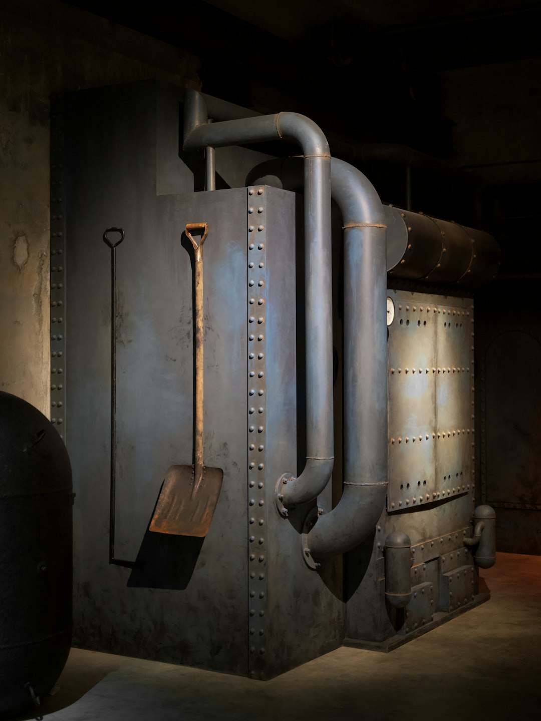 a-large-metal-structure-with-pipes-and-valves-cagmhdlkwik